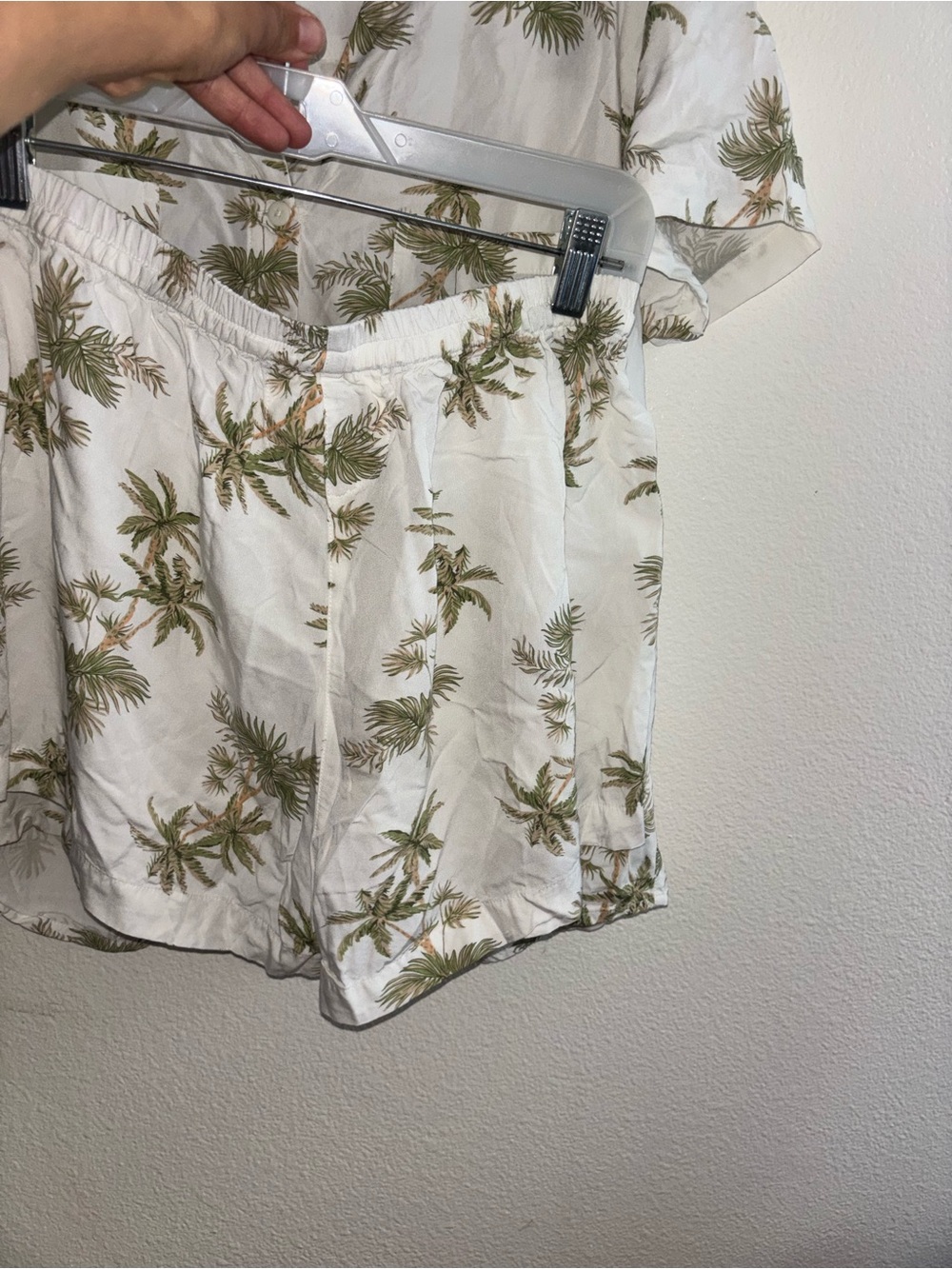 Piyama Maggie Pajama Set
Vintage Palm Tree Olive M - Picture 7 of 7